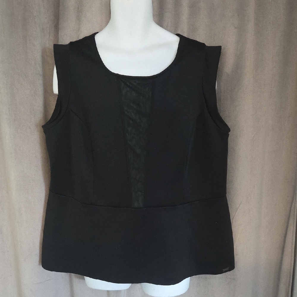 MBLM 2x Elegant Black Sleeveless Top